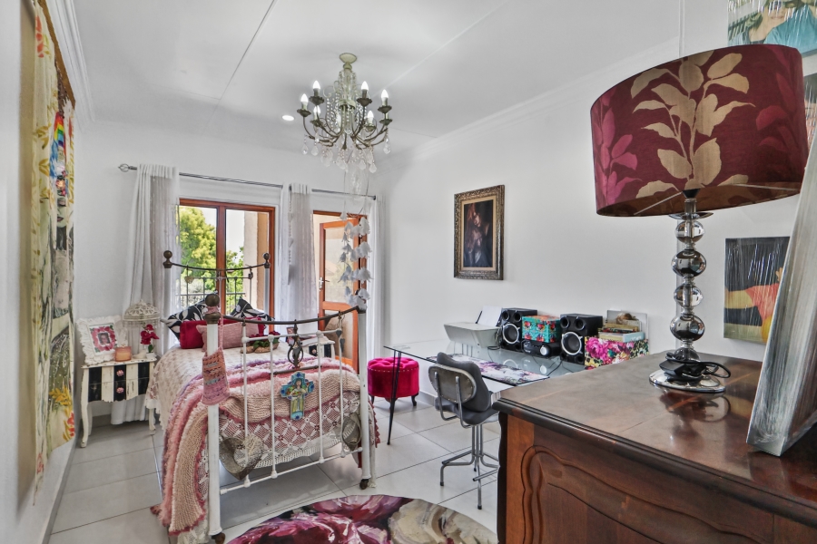 3 Bedroom Property for Sale in The Coves North West